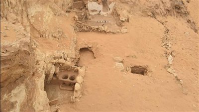 كشف أثري لعدد من الأبنية والدفنات من العصور المتأخرة بمحافظة أسيوط