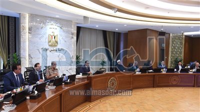 رئيس الوزراء: الحكومة مستعدة لسماع مختلف الرؤى بجلسات الحوار الوطني 