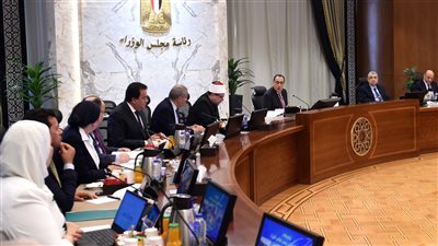 «المصرية لنقل الكهرباء» تطرح أعمال التغذية لمحطات الجر في القطار الخفيف و المترو 