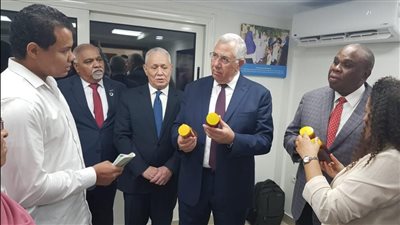 وزير الزراعة يبحث التعاون مع «أفريكسم بنك» لدعم برامج الأمن الغذائي 