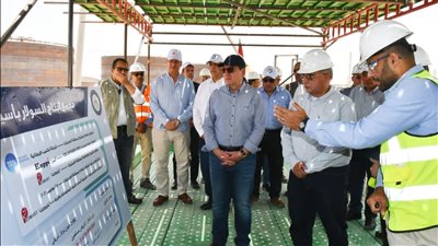 وزير البترول: رفع نسبة المكون المحلي بمجمع السولار الجديد بأسيوط 