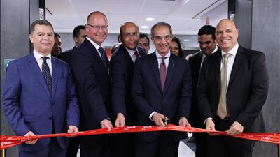 وزير الاتصالات يفتتح مركز مصر للتكنولوجيا والابتكار «ETIC»