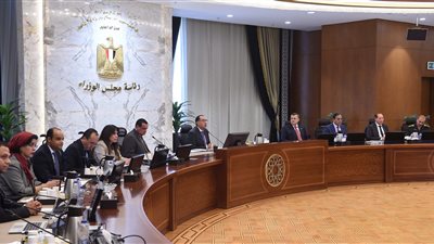 مدبولى يتابع الموقف التنفيذي لمشروع تطوير المتحف اليونانى الرومانى