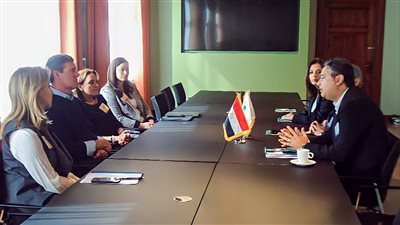 رئيس البريد المصرى يبحث سبل تعزيز التعاون مع فيزا العالمية