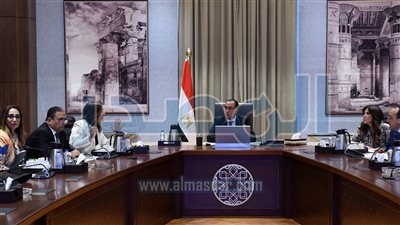 رئيس الوزراء يستعرض الموقف التنفيذي للبرنامج الوطني للإصلاحات الهيكلية