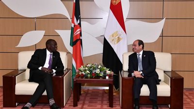 الرئيس السيسى يبحث مع نظيره الكينى سبل تعزيز العلاقات الثنائية