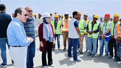 الرئيس السيسي يتفقد أعمال تطوير عدد من الطرق والمحاور بالقاهرة الكبرى