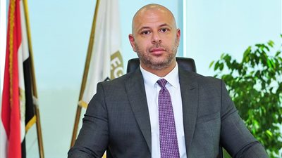 رئيس البورصة يبحث مع شركات الوساطة مقترحات استقطاب مستثمرين جدد