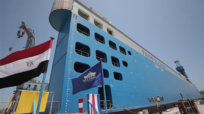 رئيس قناة السويس: وصول الحوض العائم «فخر القناة» بحمولة 35 ألف طن 