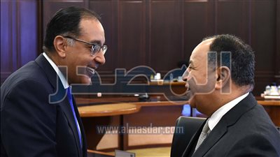 وزير المالية يستعرض الحساب الختامي المبدئي لموازنة العام المالي 2022-2023