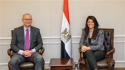 «المشاط» تبحث مع السفير الكندي تعزيز جهود التعاون الإنمائي المشتركة بين البلدين