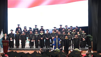 مدينة زويل تخرج دفعة جديدة بمسارى العلوم والهندسة