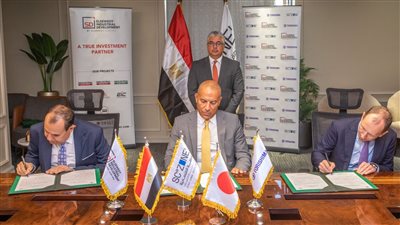 توقيع عقد إنشاء مركز صيانة مضخات المياه بالسخنة باستثمارات 5 ملايين دولار