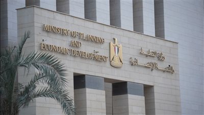  «التخطيط» تعلن ضوابط عمل الموظفين من المنزل خلال شهر أغسطس