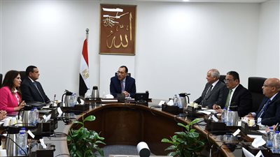 رئيس الوزراء يتابع مخططات المنطقة الاستثمارية بـ«أبو رواش» 