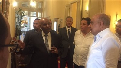 وزير قطاع الأعمال: تطوير الخدمات الفندقية والسياحية بالتعاون مع القطاع الخاص