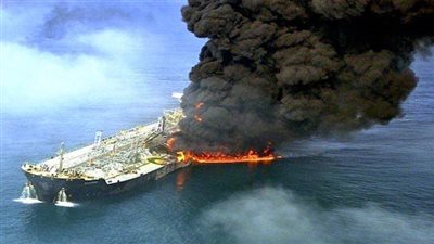 الاتحاد المصري يرصد الانعكاسات التأمينية لتغطيات حرائق سفن الدحرجة