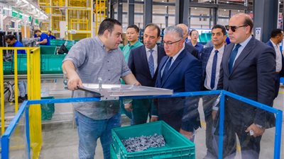 مصنع Midea الصيني يفتتح خط إنتاج جديد بالمنطقة الاقتصادية