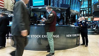 تباين أداء مؤشرات الأسهم الأمريكية في ختام التعاملات