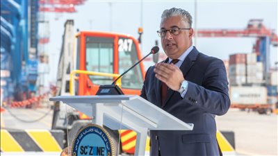 اقتصادية قناة السويس تحتفل بتدشين عقود التزام محطتي «حاويات 2» و «متعددة الأغراض»