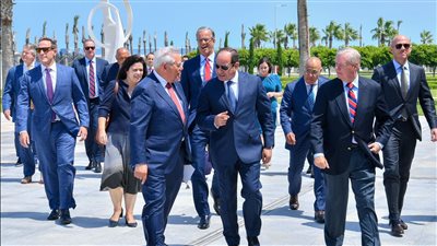 السيسي يستقبل وفدًا رفيع المستوى من الحزبين الديمقراطي والجمهوري بالكونجرس الأمريكي