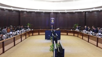 رئيس الوزراء يتابع موقف الإفراج عن السلع والبضائع من الموانئ