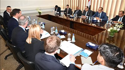 مباحثات مصرية سويدية لتعزيز التعاون بمجالات التجارة والصناعة والاستثمار