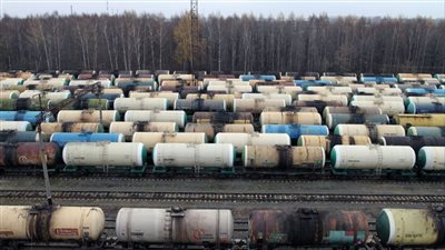 إنخفاض صادرات المنتجات النفطية الروسية  لأدنى مستوى خلال 11 شهراً