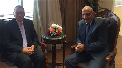 وزير قطاع الأعمال يتابع مستجدات استثمار أصول الشركات التابعة بمحافظة الشرقية