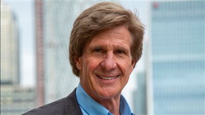 ملتقى شرم الشيخ للتأمين يستضيف خبير السلامة المهنية الكندي لاري ويلسون 