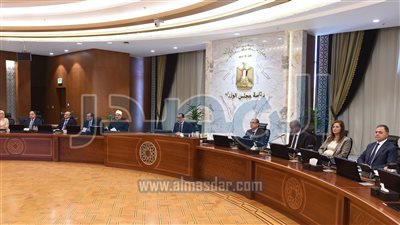 مجلس الوزراء يبدأ اجتماعه الأسبوعي بالعاصمة الإدارية الجديدة 