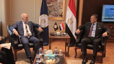 وزير السياحة والآثار يبحث سبل زيادة الحركة الوافدة من الأرجنتين إلى مصر