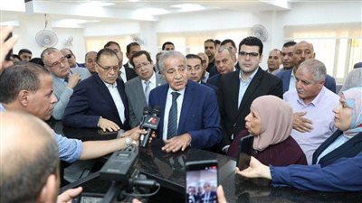 افتتاح مجمع الخدمات التموينية بالعاشر من رمضان بتكلفة 13 مليون جنيه