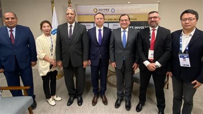 وزير البترول يعقد جلسة مباحثات مع الرئيس التنفيذى لشركة كويت انرجى