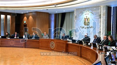  الحكومة: بدء تنفيذ توجيهات الرئيس بمؤتمر «حكاية وطن» ودراسة مخرجات الحوار الوطني