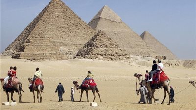ارتفاع إيرادات السياحة في مصر إلى 13.6 مليار دولار خلال 2022-2023