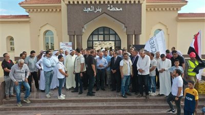 وزير النقل يتفقد مشروع تطوير خط السكة الحديد الفردان - بئر العبد  