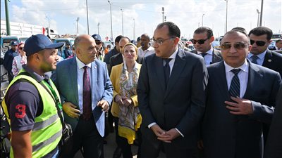 رئيس الوزراء يتابع عمل منظومة إدارة المخلفات بالإسكندرية 
