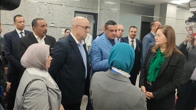 وزراء التنمية المحلية والتخطيط والإسكان ومحافظ السويس يتفقدون المركز التكنولوجي بالديوان العام 
