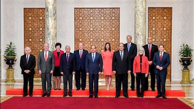 الرئيس السيسي يستقبل وفداً من الحزبين الديمقراطي والجمهوري بمجلس الشيوخ الأمريكي