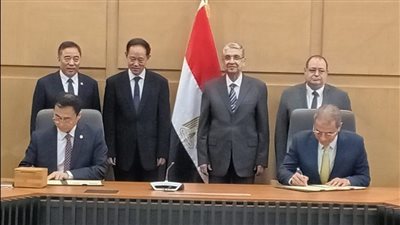 «الكهرباء» توقع مذكرة تفاهم لإنشاء محطة للضخ والتخزين قدرة 2000 ميجاوات بنظام الـBOO 