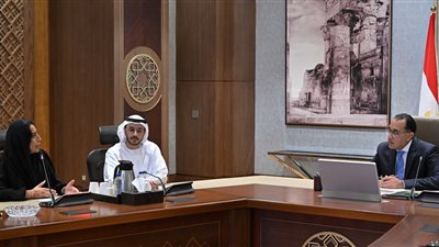 مدبولي يبحث مع مدير سلطة دبي البحرية التعاون بقطاع التكنولوجيا والذكاء الاصطناعي 