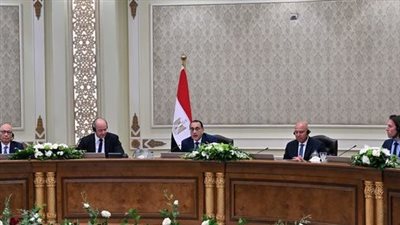 الحكومة تعتزم طرح إدارة وتشغيل المطارات أمام القطاع الخاص 