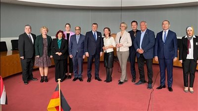 وزير السياحة يبحث سبل زيادة الحركة الألمانية الوافدة إلى مصر 