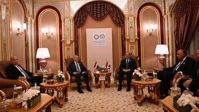 الرئيس السيسي ونظيره العراقي يبحثان تطورات الأوضاع الجارية في قطاع غزة