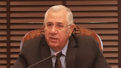 وزير الزراعة يتابع الموقف التنفيذي للمشروعات الزراعية المملولة من صندوق الايفاد 