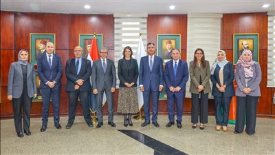 رئيس البريد المصري يبحث تعزيز التعاون مع شركة IBM 