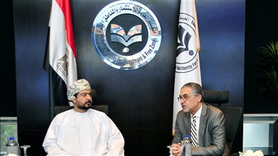 رئيس هيئة الاستثمار يبحث مع وزير التجارة والصناعة العماني تعزيز التعاون المشترك 