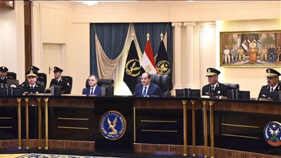 الرئيس السيسي يشهد اختبارات كشف الهيئة للطلبة المتقدمين للالتحاق بكلية الشرطة