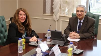 وزير الكهرباء يبحث سبل تعزيز التعاون المصري الأمريكي بمشروعات الطاقة المتجددة